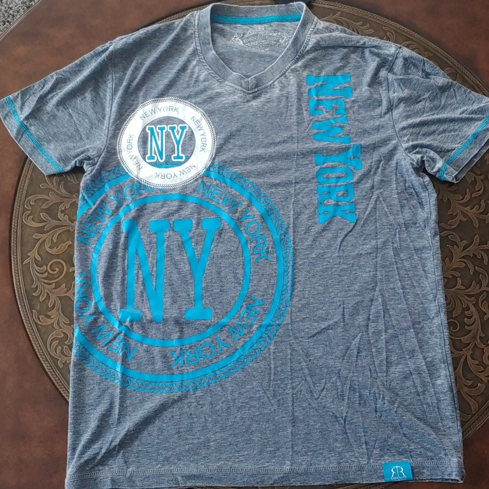Robin Ruth New York V-neck Never Worn-Size (s)